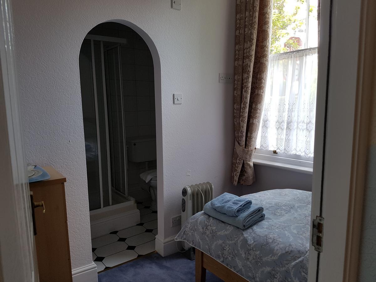 Alexandra Lodge Guest House 切斯特 外观 照片