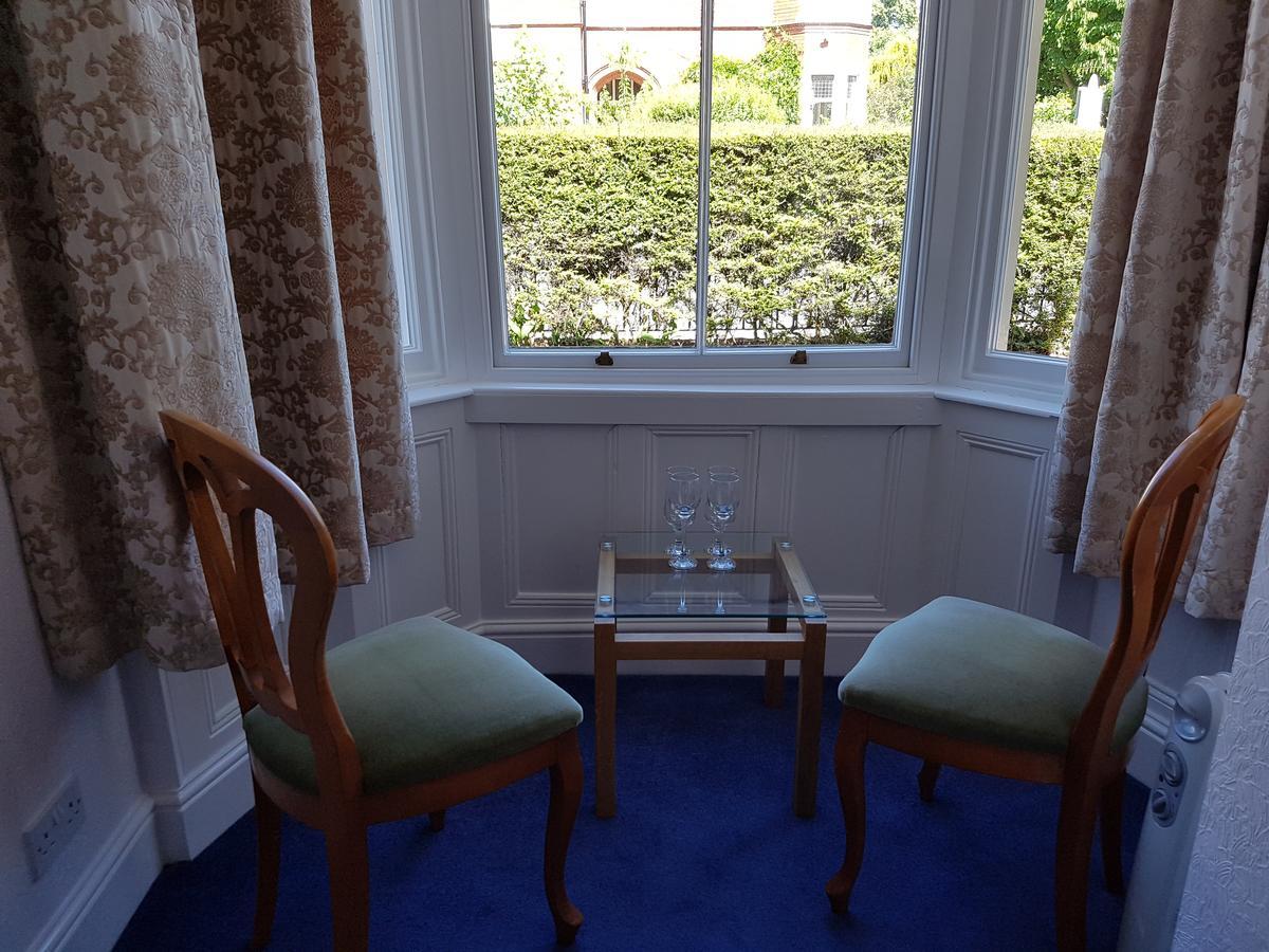 Alexandra Lodge Guest House 切斯特 外观 照片