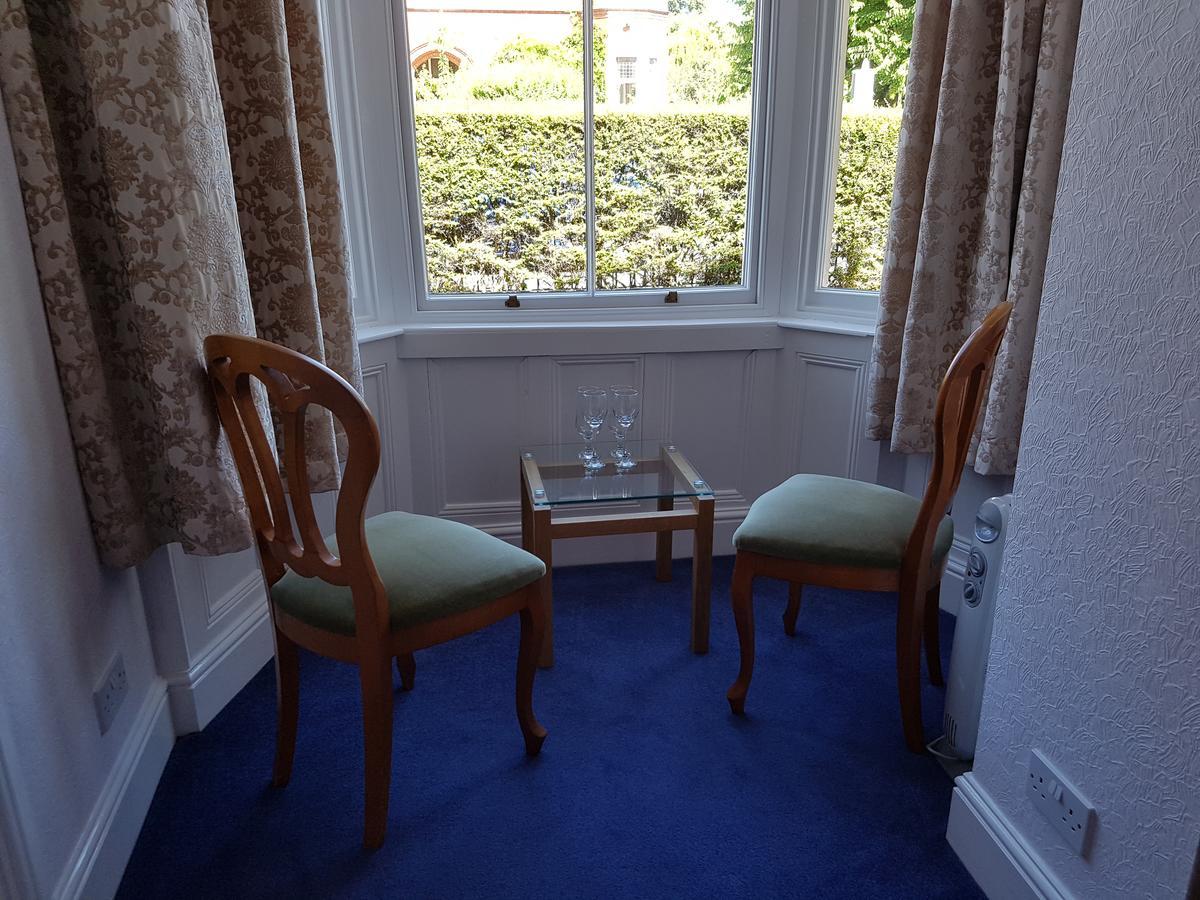 Alexandra Lodge Guest House 切斯特 外观 照片