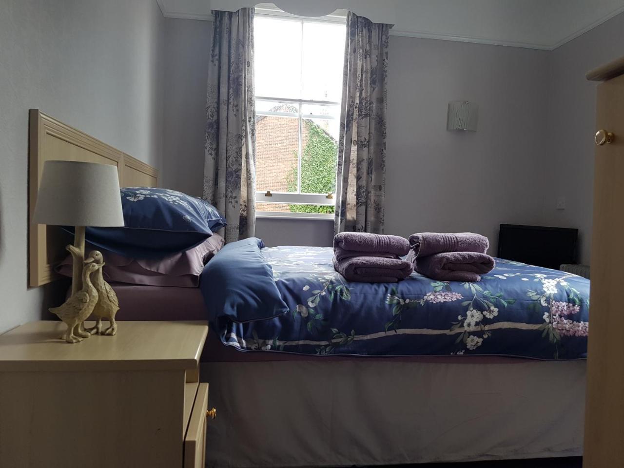 Alexandra Lodge Guest House 切斯特 外观 照片
